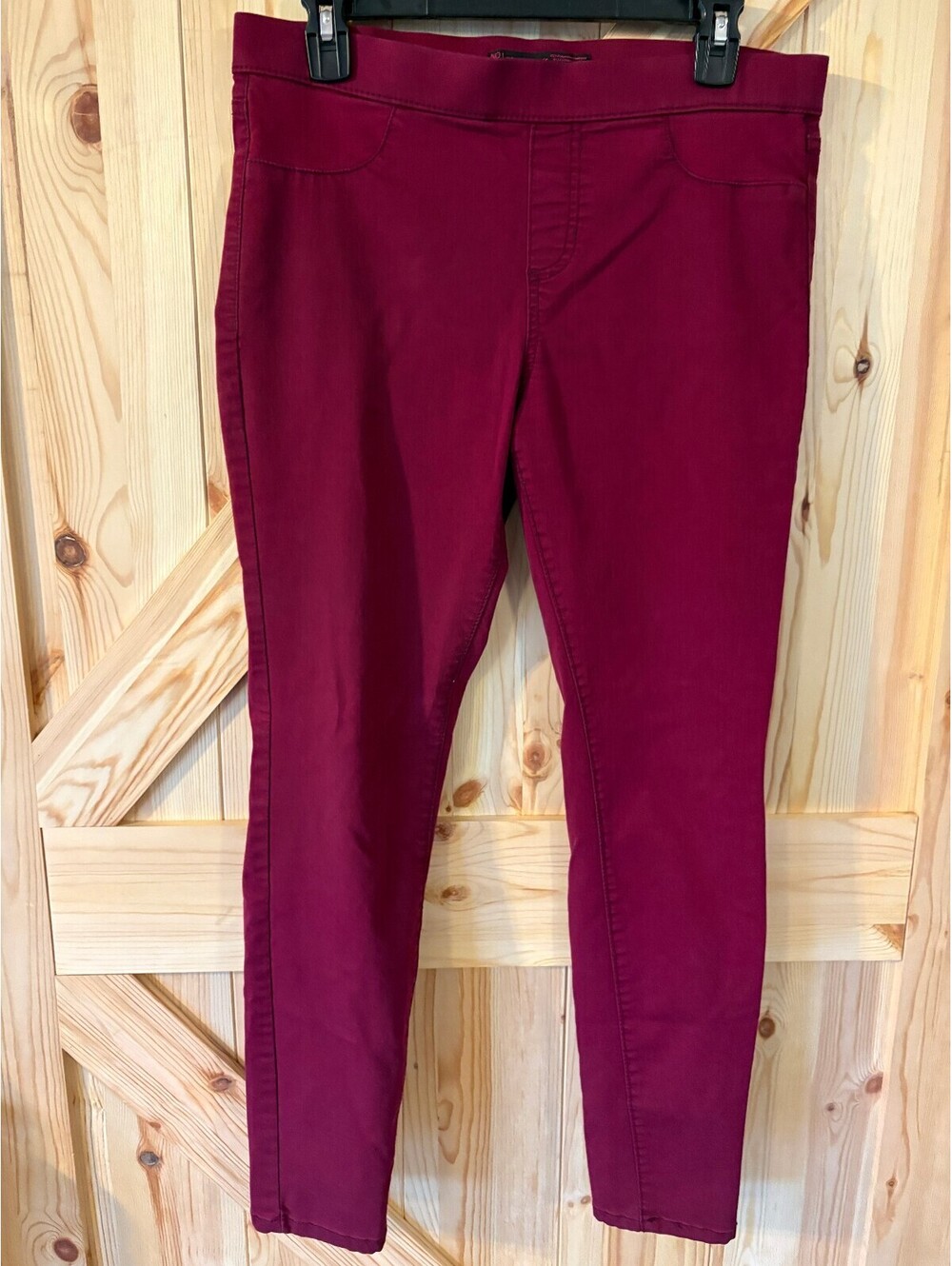 No Boundaries Burgundy Colored Junior's Jeggings Pants Size L/G (11-13)
